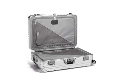 Tumi 19 Degree Aluminium Extended Trip Packing