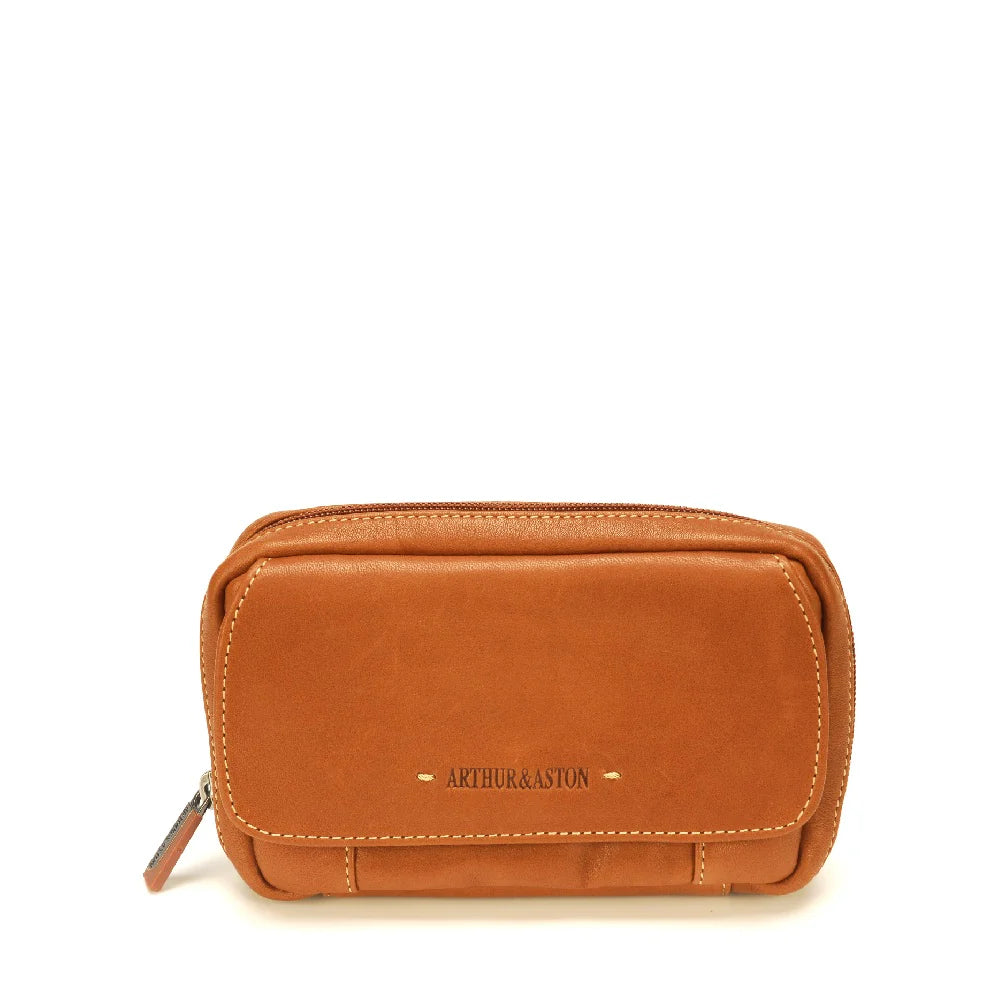 Arthur et Aston Johany Pochette Ceinture